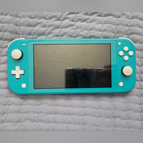 Nintendo Switch LITE - Blue - Picture 2 of 8